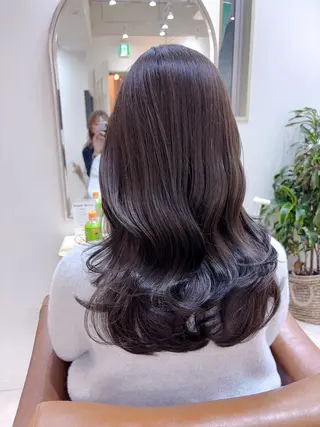 セミロング カラー 村山 茉衣のヘアスタイル