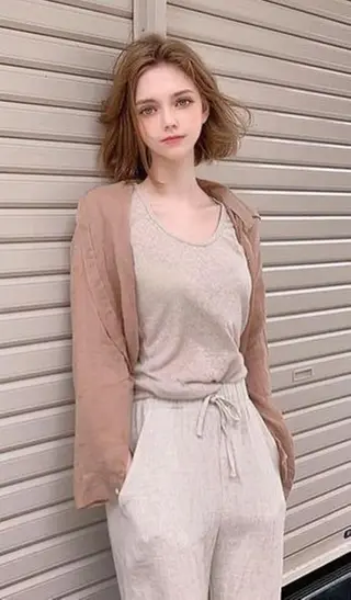 ミディアム カラー ヘアアレンジ ブリーチダブルカラー 元町三宮/三ノ宮のヘアスタイル