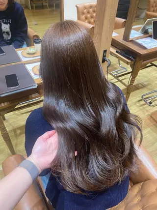 ロング 小田部 愛のヘアスタイル