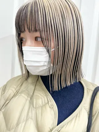 ミディアム カラー kai .のヘアスタイル