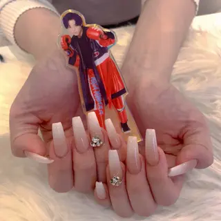 ネイル Tinaネイル 難波のネイルデザイン