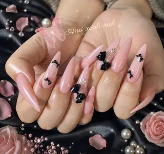 ネイル 𝓐𝓷𝓻𝓲 XiinhNailのネイルデザイン