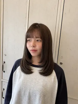 ミディアム chiba/艶カラー /ザクザクレイヤーのヘアスタイル