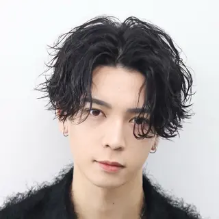 ショート カラー パーマ メンズ 🔥メンズ極🔥韓国 シャドウ/波巻き柿崎のヘアスタイル