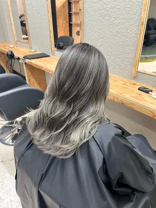 セミロング カラー 🇺🇸Men's Balayageのヘアスタイル