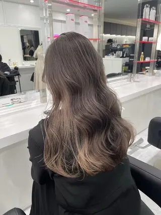 カラー 透明感カラー🌿 yuika🤎🍨のヘアスタイル
