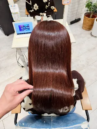 セミロング カラー レイヤー×艶髪特化 代表 西村功平のヘアスタイル