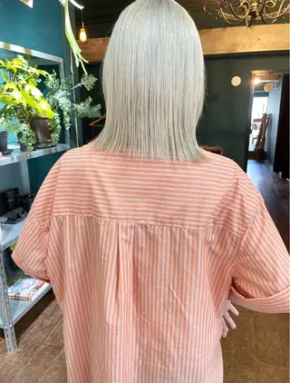 ミディアム カラー vivre libreのヘアスタイル