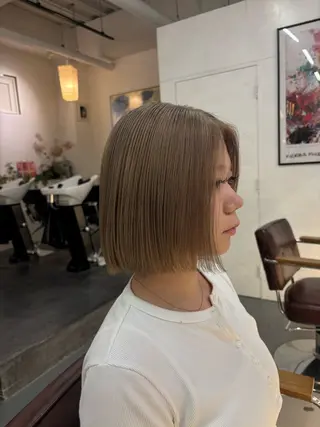 ショート カラー ooitヨシダ ミナミのヘアスタイル