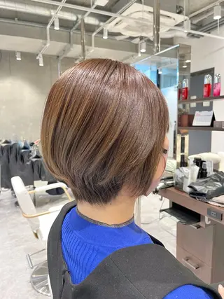 ショート カラー ✨白髪ぼかし/ ショート✨吉岡 弘のヘアスタイル