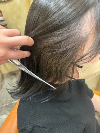 カラー 大本 涼風のヘアスタイル