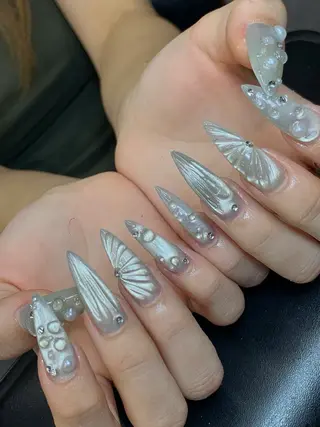 ネイル Iconic Nailのネイルデザイン