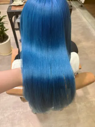 ロング 佐伯 美麗のヘアスタイル