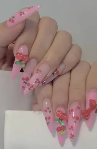 ネイル MONE PINK NAILのネイルデザイン