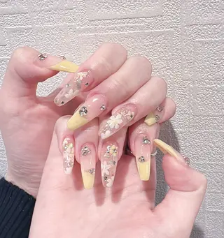 ネイル D-BEAUTY Nailsalonのネイルデザイン