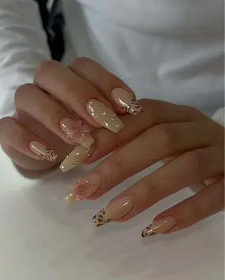 ネイル LISA ANA.CHUOのネイルデザイン