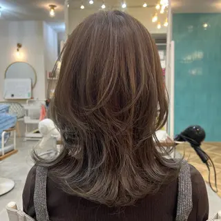 ミディアム Eleanoa 🌿藤沢店のヘアスタイル