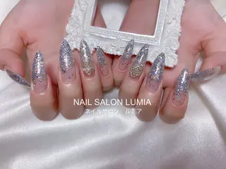 ネイル ネイルサロン ルミア Lumia 店長施術のネイルデザイン
