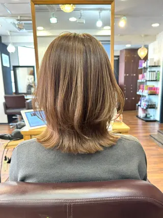 ミディアム カラー 似合わせレイヤー 🇰🇷荒木洋文のヘアスタイル