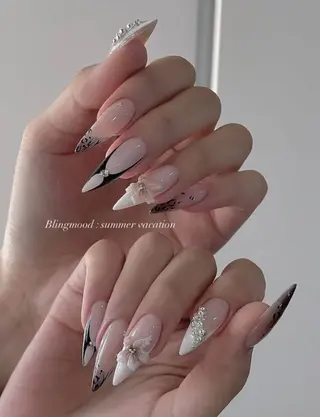 ネイル Dyo Nail_Royalのネイルデザイン