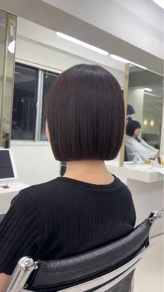 ショート ボブ ×縮毛矯正きりのヘアスタイル