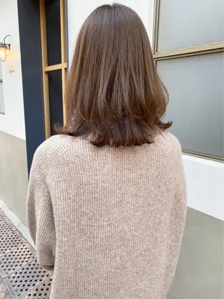 セミロング カラー 🫧赤み消し＊艶髪 nanami🫧のヘアスタイル