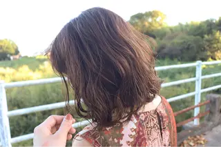 カラー FILMS/sari /似合わせカットのヘアスタイル