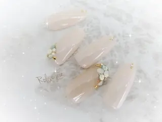 ネイル 下吹越 佳子　のネイルデザイン