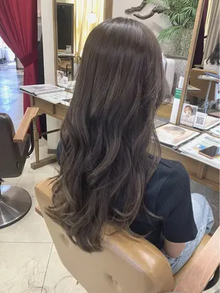 ロング 阿部 雲母のヘアスタイル