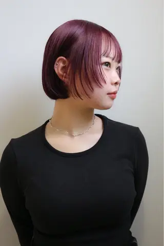 ショート カラー AKO .のヘアスタイル