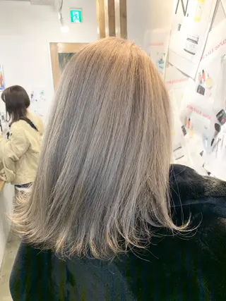 ミディアム カラー ヘアアレンジ ネイル マツエク・マツパ ブリーチ特化 / share 元太のヘアスタイル