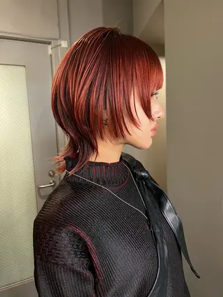 ミディアム 圧倒的デザイン力 店長🎨RENAのヘアスタイル