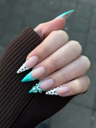 ネイル Umee Nailのネイルデザイン