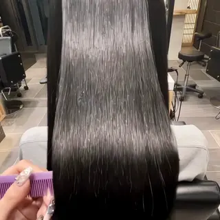 ロング カラー 𝑺𝒂𝒌𝒊 🩶マンツーマン施術のヘアスタイル