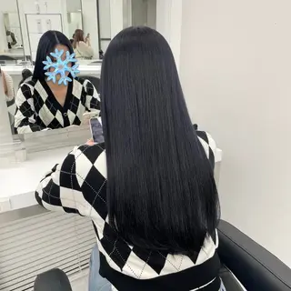 ロング カラー 寒色/韓国カラー Ukyouのヘアスタイル