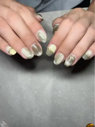 ネイル LAVISH 大和店 🤱子連れ大歓迎のネイルデザイン