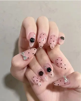 ネイル Lyna 池袋のネイルデザイン