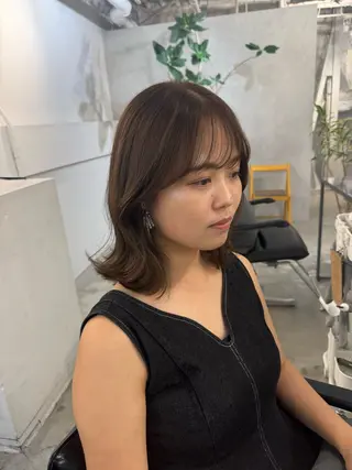 セミロング 新宿/顔周りカット +レイヤー=しずく♩のヘアスタイル