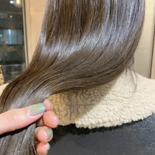 ロング カラー ヘアアレンジ kana .のヘアスタイル