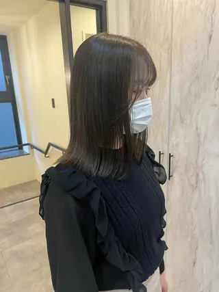 ミディアム カラー 渋谷 留菜のヘアスタイル