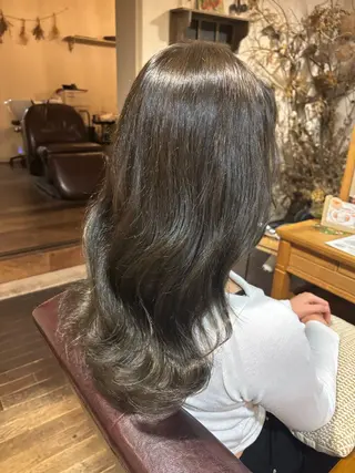 カラー アカリ😸🫶 カラーリスト🧡のヘアスタイル