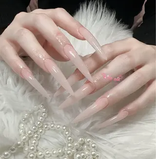 ネイル &ME タカのネイルデザイン