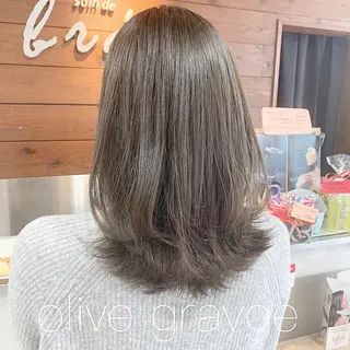 ミディアム レイヤー/艶髪カラー 森本くるみのヘアスタイル