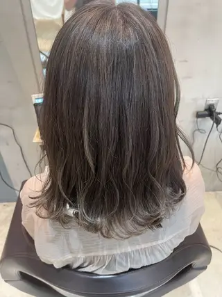 セミロング カラー 塚本 昂のヘアスタイル
