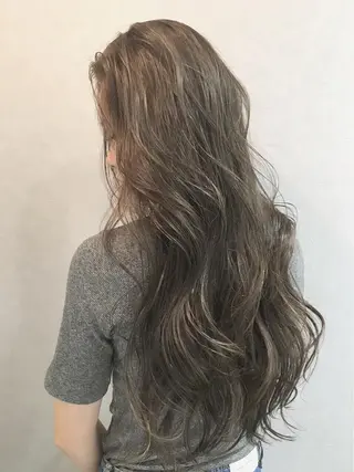 カラー 夜23時まで予約🉑 reverieあきらのヘアスタイル