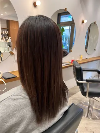 セミロング 新徳 りえのヘアスタイル