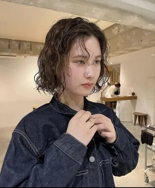 ミディアム パーマ yui/ layer cutのヘアスタイル