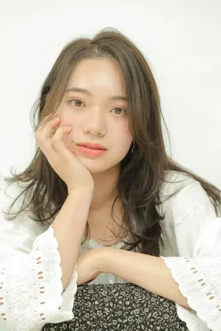 マツエク・マツパ 谷 なづきのヘアスタイル