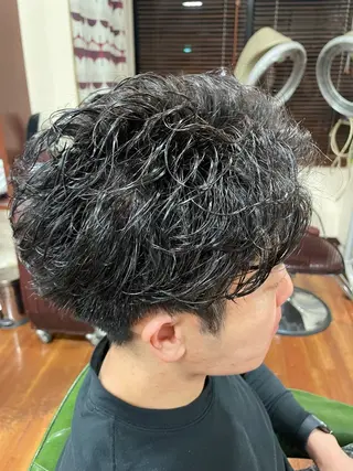 ショート パーマ メンズ 浅岡 昭汰のヘアスタイル