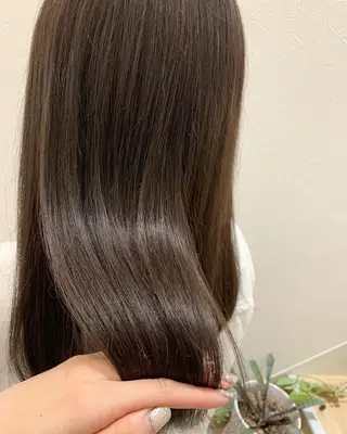 ロング カラー hubhair レイヤー/透明感のヘアスタイル